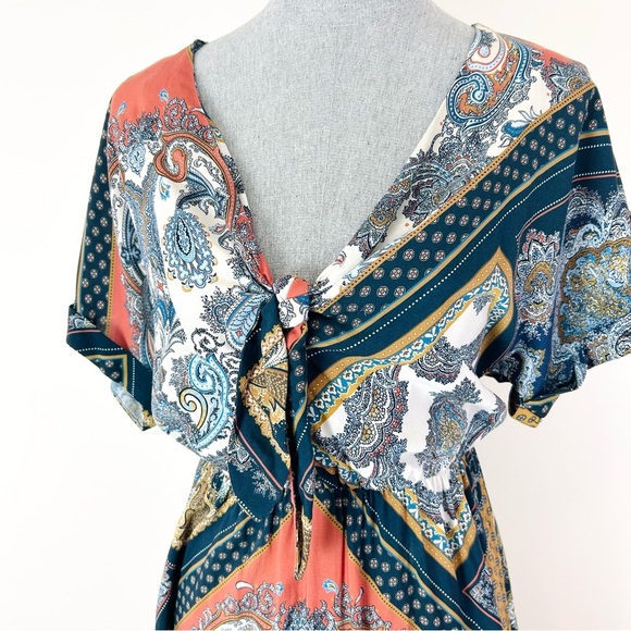 H&M Tie Front Paisley Scarf Patterned Dress‎ - Picture 5 of 6